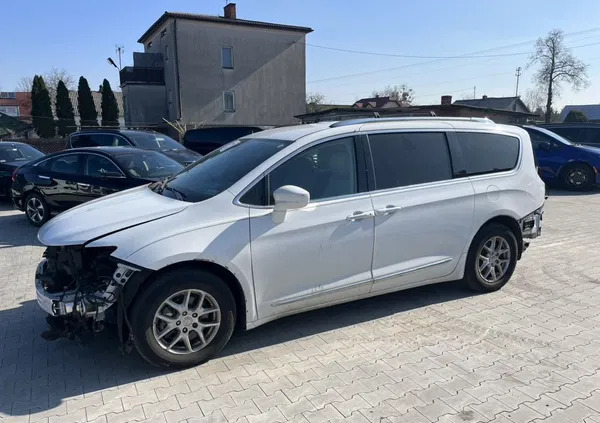 chrysler zachodniopomorskie Chrysler Pacifica cena 51900 przebieg: 169000, rok produkcji 2020 z Pyrzyce